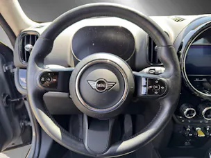 Mini Countryman F60 1.5i Cooper S E ALL4 **10 Jahre gratis Service**