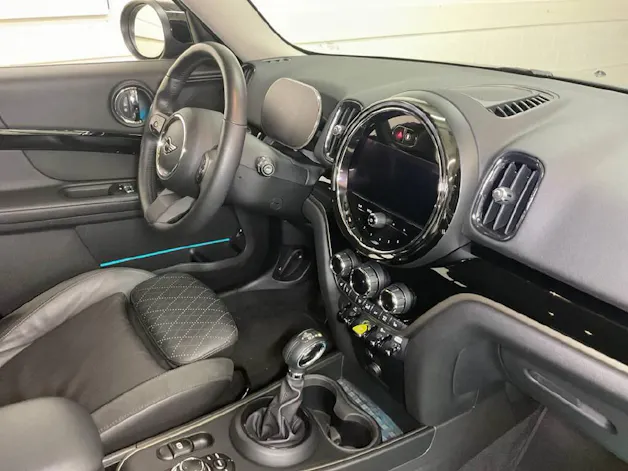 Mini Countryman F60 1.5i Cooper S E ALL4 **10 Jahre gratis Service**