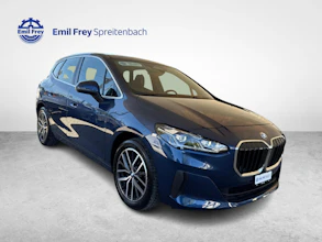 https://vehicle.imgix.net/4375528/111c140f-d00a-433d-9f19-a0c30766708a.jpg