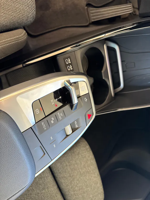 BMW 218i Active Tourer / ab 3,99% Leasing bei Abschluss einer Protect Autoversicherung