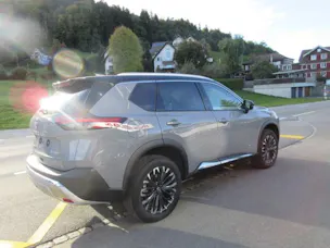 Nissan X-Trail 1.5 VC-T Tekna e-4orce 7P