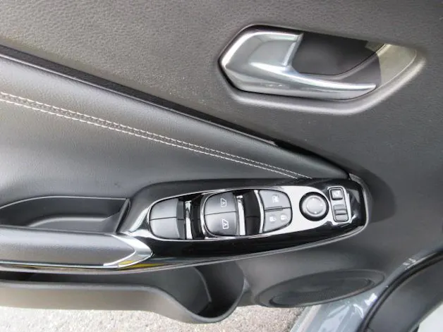 Nissan Juke 1.6 Hybrid Tekna