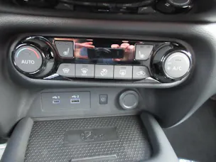 Nissan Juke 1.6 Hybrid Tekna