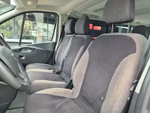 Nissan NV300 Kombi 2.9 t L2 H1 2.0 dCi 170 TwinTurbo Premium 9P