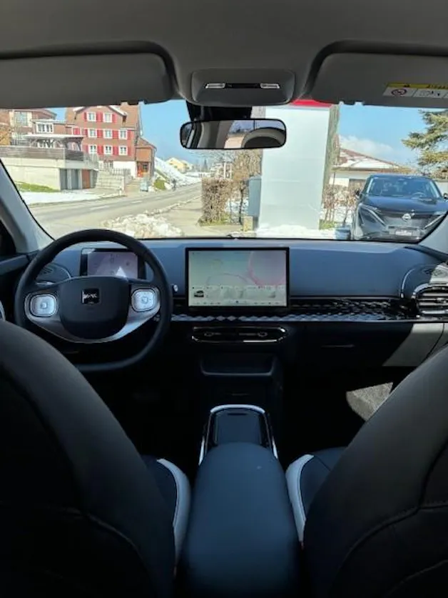 JAC E30X City
