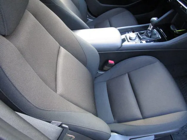 Mazda 3 Hatchback 2.0 186 Revolution