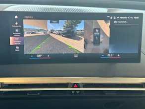 https://vehicle.imgix.net/4375616/f0f09fe2-8100-42b2-b8ad-b48920e2af0e.jpg