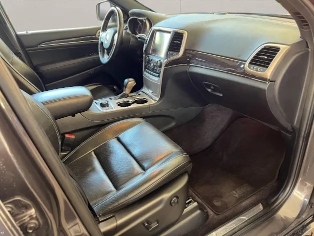 Jeep Grand Cherokee 3.0 CRD 250PS Overland *Anhängerkupplung*