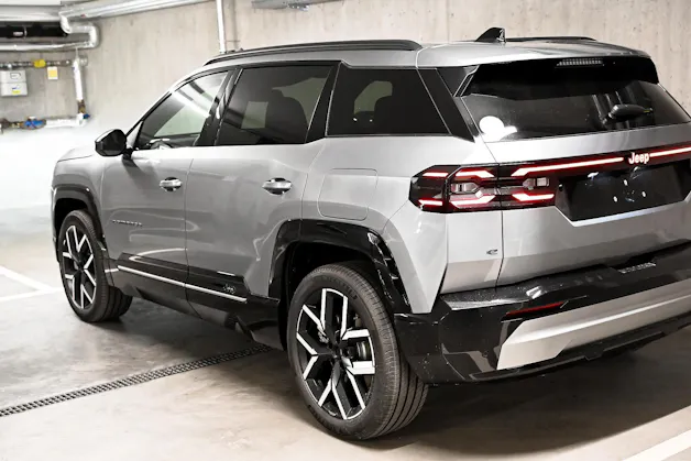 Jeep Compass 1.6 PHEV Summit