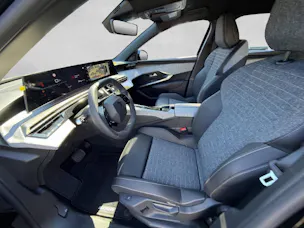 Peugeot 5008 1.2 Hybrid Allure Premium