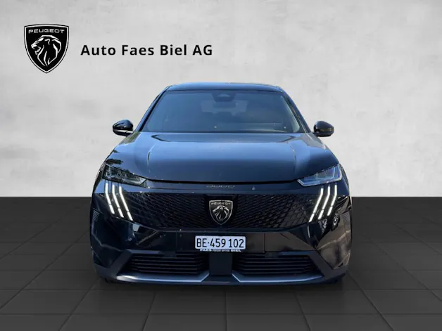 PEUGEOT 5008 1.2 Hybrid Allure Premium