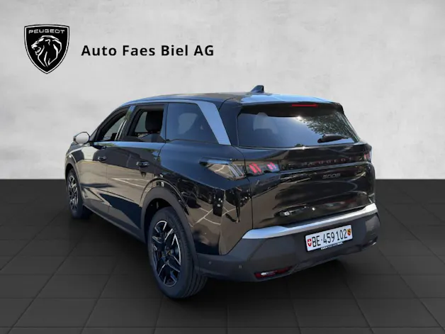 PEUGEOT 5008 1.2 Hybrid Allure Premium