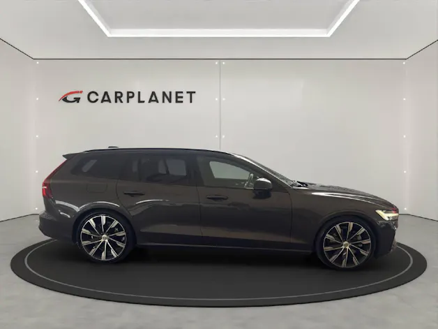 Volvo V60 2.0 B5 Ultimate Dark AWD