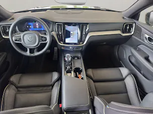 Volvo V60 2.0 B5 Ultimate Dark AWD