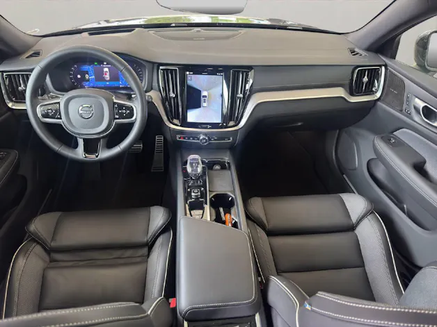 Volvo V60 2.0 B5 Ultimate Dark AWD