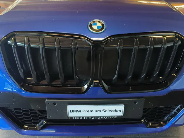 BMW X1 30e xDrive paddles