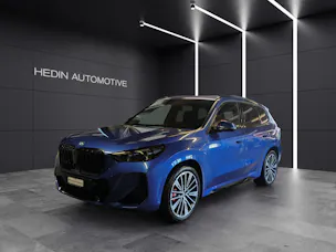BMW X1 30e xDrive paddles