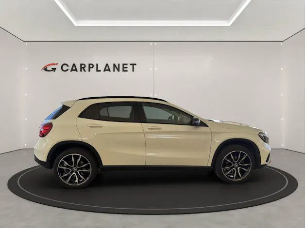 Mercedes-Benz GLA 200 d Urban 136PS Automat