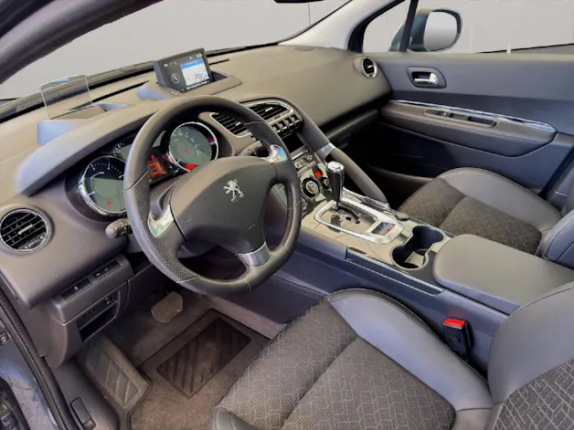 Peugeot 3008 1.6 BlueHDi Allure Automat