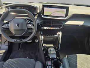 Peugeot 2008 1.2 Hybrid 145 GT