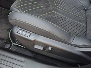 Peugeot 2008 1.2 Hybrid 145 GT