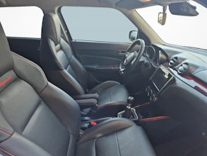 https://vehicle.imgix.net/4375736/5dc9c359-cf07-4c20-9e71-1dec300a0c56.jpg