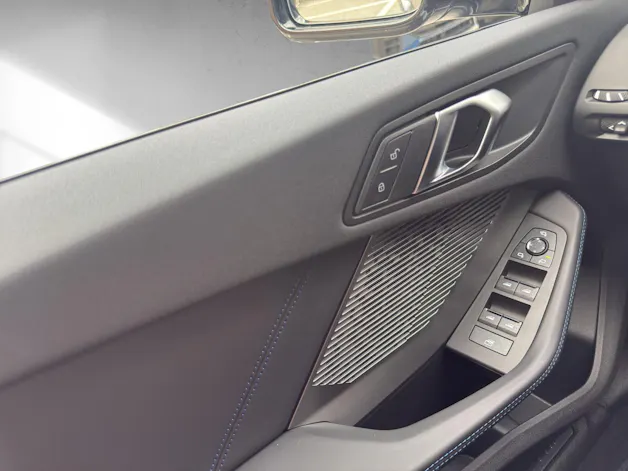 BMW 120i