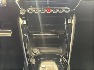 Peugeot 2008 1.2 Hybrid GT 145PS