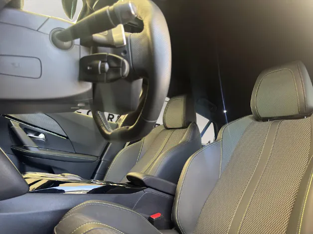 Peugeot 2008 1.2 Hybrid GT 145PS