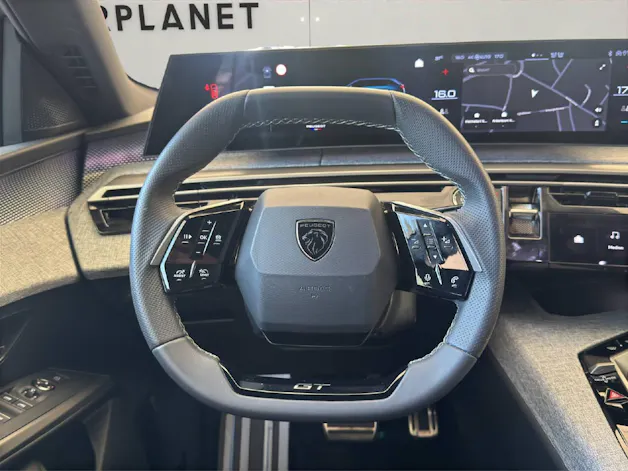 Peugeot 5008 1.2 Hybrid GT 145PS 7-Plätzer