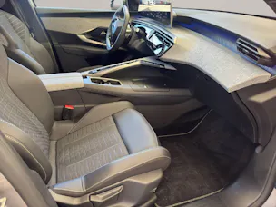 Peugeot 5008 1.2 Hybrid GT 145PS 7-Plätzer