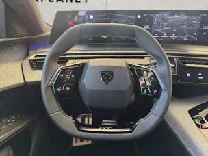 Peugeot 5008 1.2 Hybrid GT 145PS 7-Plätzer