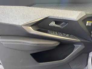 Peugeot 5008 1.2 Hybrid GT 145PS 7-Plätzer