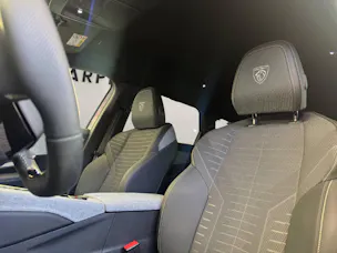 Peugeot 5008 1.2 Hybrid GT 145PS 7-Plätzer