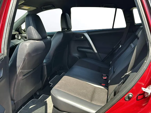 Toyota RAV4 2.5 HSD Victory
