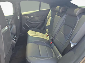 https://vehicle.imgix.net/4375806/54ad70c9-1497-4eec-ba9f-23a3000ad5bc.jpg