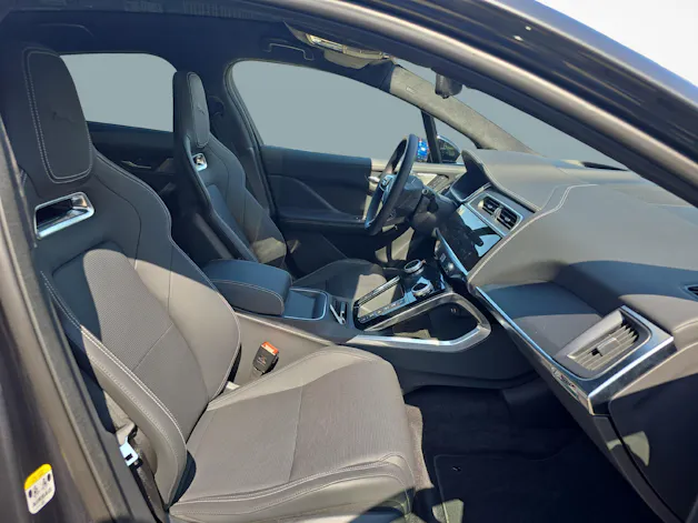 Jaguar I-Pace EV400 R-Dynamic HSE AWD / ab 3,99% Leasing bei Abschluss einer Protect Autoversicherung