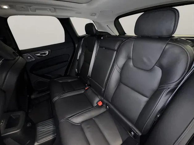 VOLVO XC60 2.0 T8 TE Ultra Dark eAWD