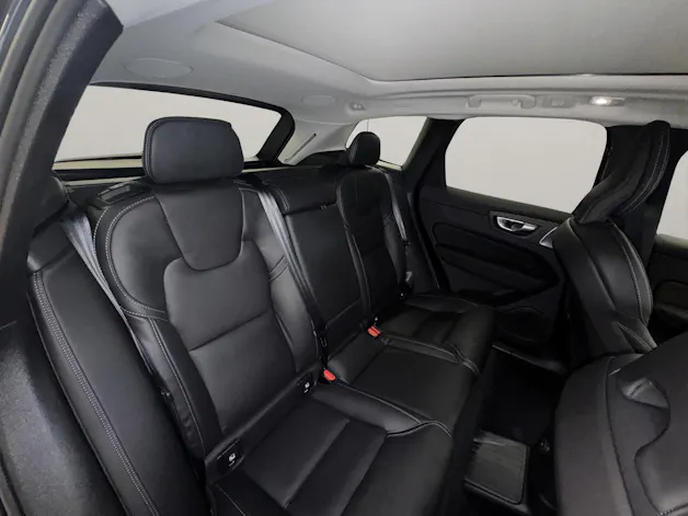 VOLVO XC60 2.0 T8 TE Ultra Dark eAWD