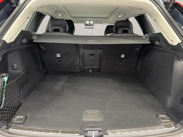 VOLVO XC60 2.0 T8 TE Ultra Dark eAWD