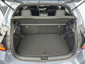 https://vehicle.imgix.net/4375843/60b77430-57ad-4b4c-a741-9dadca4edc40.jpg