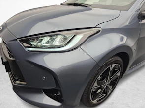 Fahrzeugbild TOYOTA Yaris 1.5 VVT-i HSD Premium - ab 2.99% Leasing