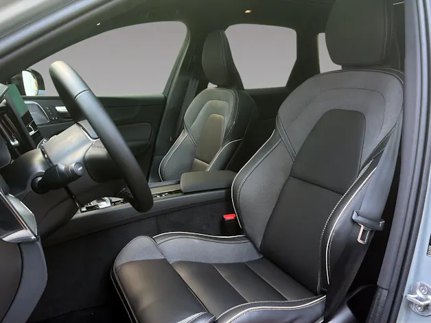 VOLVO XC60 2.0 T8 TE Black Edition eAWD