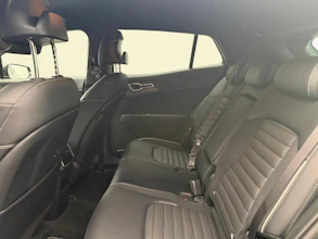 https://vehicle.imgix.net/4375905/fb2d9065-4b47-4bc2-9fbb-97600781ed57.jpg
