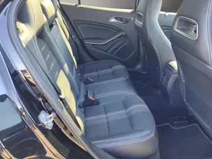 Mercedes-Benz GLA 200 Urban 7G-DCT