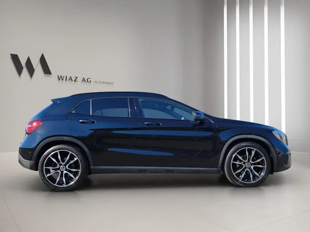 Mercedes-Benz GLA 200 Urban 7G-DCT