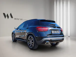 Mercedes-Benz GLA 200 Urban 7G-DCT