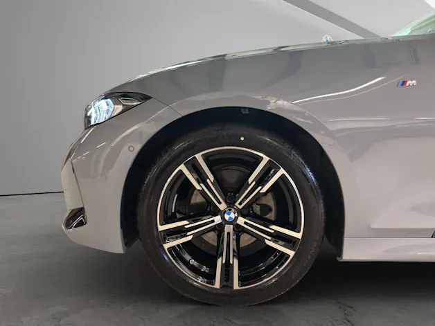 BMW 320d xDrive  Touring M-SportPaket