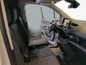 https://vehicle.imgix.net/4375941/72c91c54-df36-43f4-87a5-1d983e0468d4.jpg