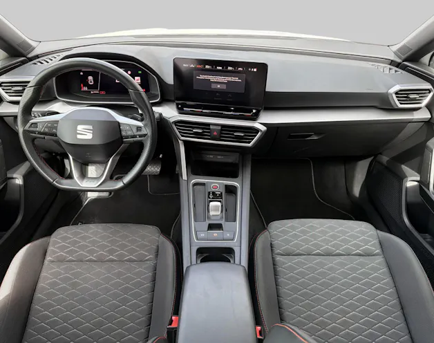 SEAT Leon 1.5 eTSI 150 FR DSG